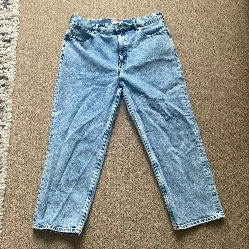 Everlane Light Blue Ankle Cropped Jeans